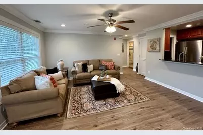 2204 Vista View Drive #2204, Farmingville, NY 11738 - Photo 3