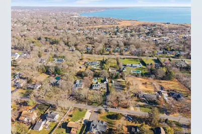 85 Fairview Avenue, Bayport, NY 11705 - Photo 43