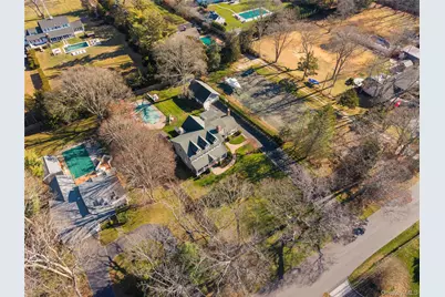 85 Fairview Avenue, Bayport, NY 11705 - Photo 39