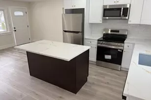 1052 Bay Shore Ave, Bay Shore, NY 11706 - Photo 5