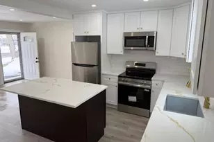 1052 Bay Shore Ave, Bay Shore, NY 11706 - Photo 13