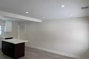 1052 Bay Shore Ave, Bay Shore, NY 11706 - Photo 17