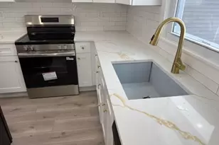 1052 Bay Shore Ave, Bay Shore, NY 11706 - Photo 3