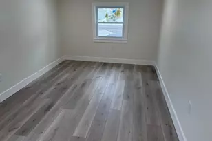 1052 Bay Shore Ave, Bay Shore, NY 11706 - Photo 33