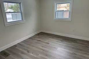 1052 Bay Shore Ave, Bay Shore, NY 11706 - Photo 25