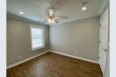 2304 Vista View Drive #2304, Farmingville, NY 11738 - Photo 11