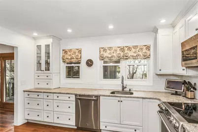 16 Cliff Way, Port Washington, NY 11050 - Photo 13