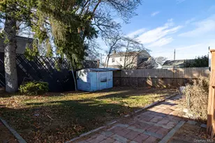 5 Gardner Ave, Hicksville, NY 11801 - Photo 25