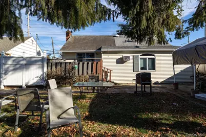 5 Gardner Avenue, Hicksville, NY 11801 - Photo 27