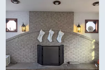 5 Denise Drive, Patchogue, NY 11772 - Photo 17