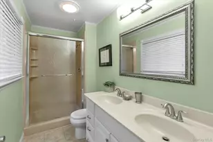 101 Dari Dr, Holbrook, NY 11741 - Photo 13