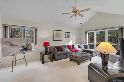 101 Dari Drive, Holbrook, NY 11741 - Photo 3