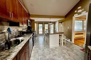 26 Canterbury Rd, Woodbury, NY 11797 - Photo 5