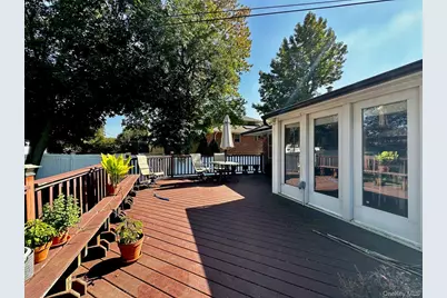 26 Canterbury Road, Woodbury, NY 11797 - Photo 15