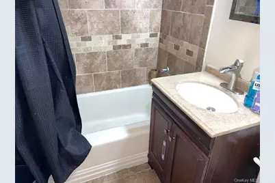 22 Lawrence Drive #C, White Plains, NY 10603 - Photo 3