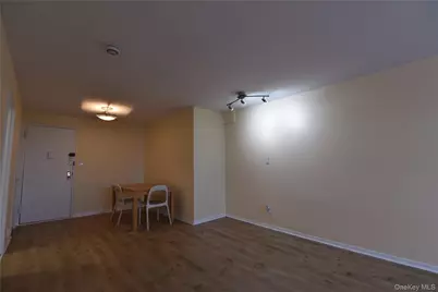 54-44 Little Neck Parkway #6V, Little Neck, NY 11362 - Photo 17