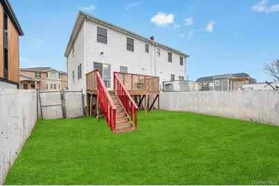 102-02 163rd Drive, Howard Beach, NY 11414 - Photo 15