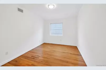 102-02 163rd Drive, Howard Beach, NY 11414 - Photo 11