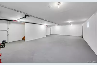 102-02 163rd Drive, Howard Beach, NY 11414 - Photo 13