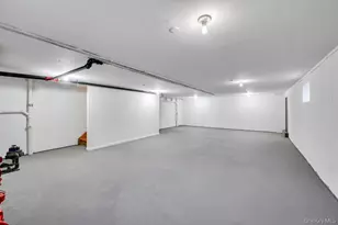 102-02 163rd Dr, Howard Beach, NY 11414 - Photo 13