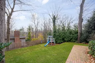 3 Kew Ct, Huntington, NY 11743 - Photo 19