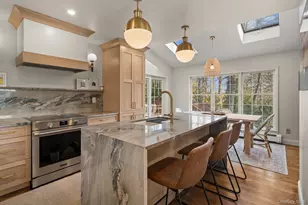 3 Kew Ct, Huntington, NY 11743 - Photo 7