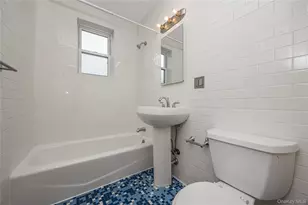251 W Broadway, Long Beach, NY 11561 - Photo 17