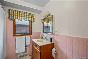 154-11 Willets Point Blvd, Whitestone, NY 11357 - Photo 11