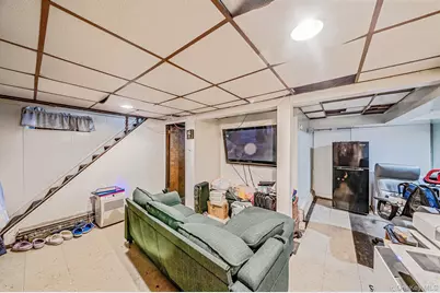 64 E Chester Street, Valley Stream, NY 11580 - Photo 17