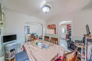 64 E Chester St, Valley Stream, NY 11580 - Photo 9
