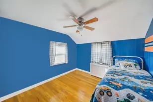 64 E Chester St, Valley Stream, NY 11580 - Photo 15