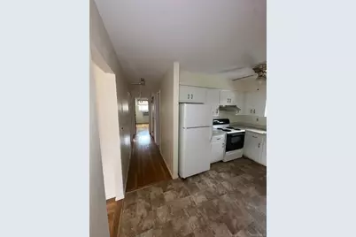 29 Hendrick Avenue #B (upper), Glen Cove, NY 11542 - Photo 5