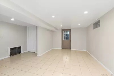 203 Pershing Parkway, Mineola, NY 11501 - Photo 13