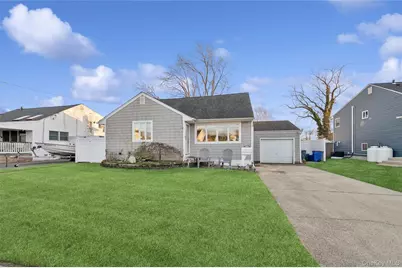 14 Blanchard Street, West Babylon, NY 11704 - Photo 1