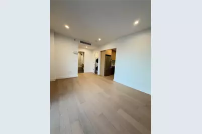 150-02 Northern Boulevard #5J, Flushing, NY 11354 - Photo 3