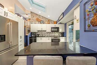 2758 Mayfield Place, North Bellmore, NY 11710 - Photo 9