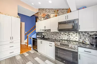 2758 Mayfield Place, North Bellmore, NY 11710 - Photo 11