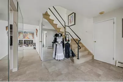 111 Shinbone Lane, Commack, NY 11725 - Photo 5