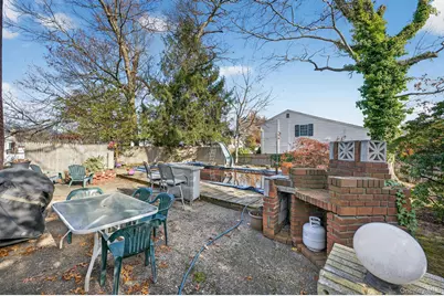 111 Shinbone Lane, Commack, NY 11725 - Photo 31