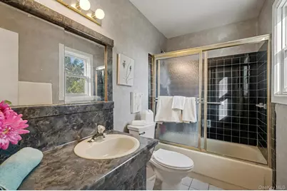 111 Shinbone Lane, Commack, NY 11725 - Photo 27