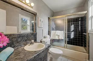 111 Shinbone Ln, Commack, NY 11725 - Photo 27