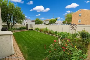 135 Freedom Ave, New York, NY 10314 - Photo 25