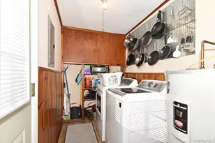 27 Seaton St, Massapequa, NY 11758 - Photo 19