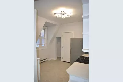 563 E 3rd Street #3rd Floor, Mount Vernon, NY 10553 - Photo 5