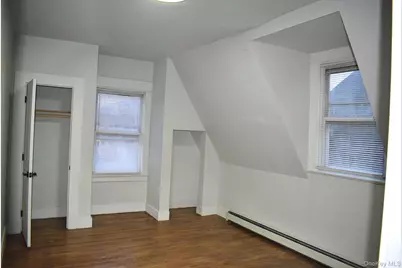 563 E 3rd Street #3rd Floor, Mount Vernon, NY 10553 - Photo 9