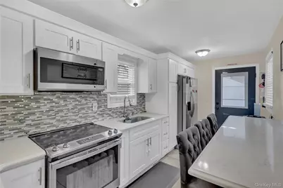 48 Saint Marks Avenue, Freeport, NY 11520 - Photo 7