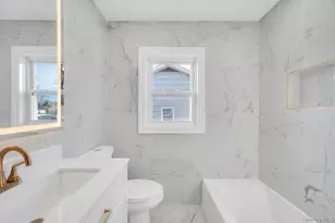 110 Monroe Ave, Patchogue, NY 11772 - Photo 19