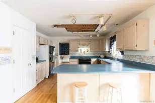 6 Coach Lantern Dr, Hopewell Junction, NY 12533 - Photo 37