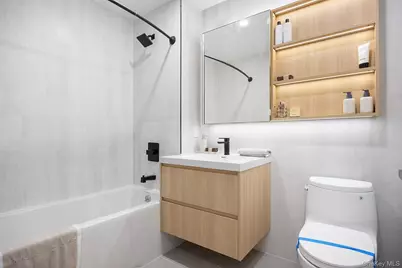 35-30 146th Street #401, Flushing, NY 11354 - Photo 9