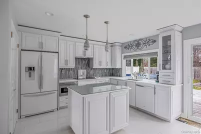 32 San Rafael Avenue, Holbrook, NY 11741 - Photo 23